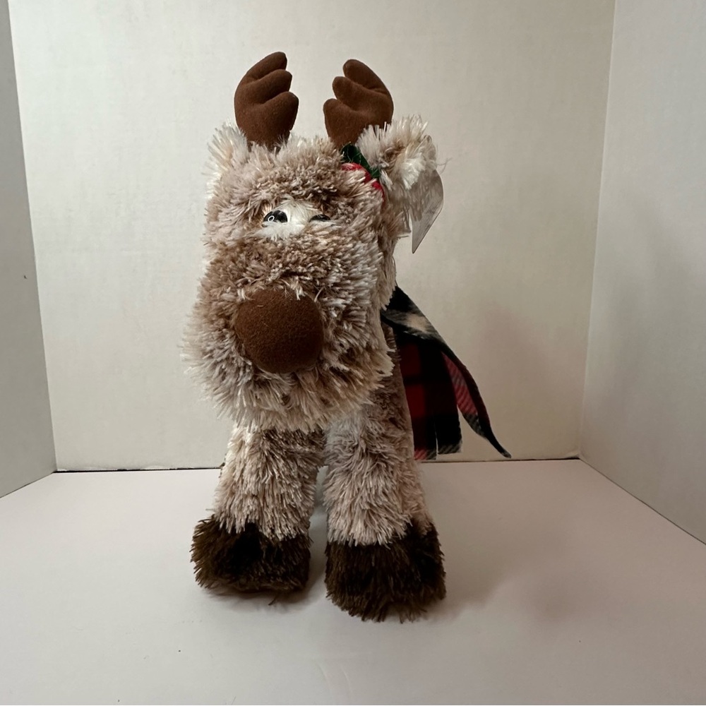 Finney Reindeer by The Encore Group